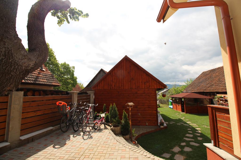 Villa Lienka Besenova Exterior photo